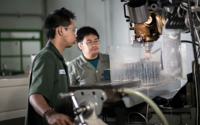 Wood machinist apprenticeship